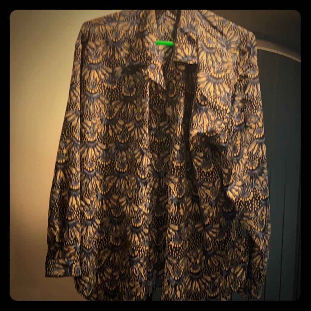 Button up shirt